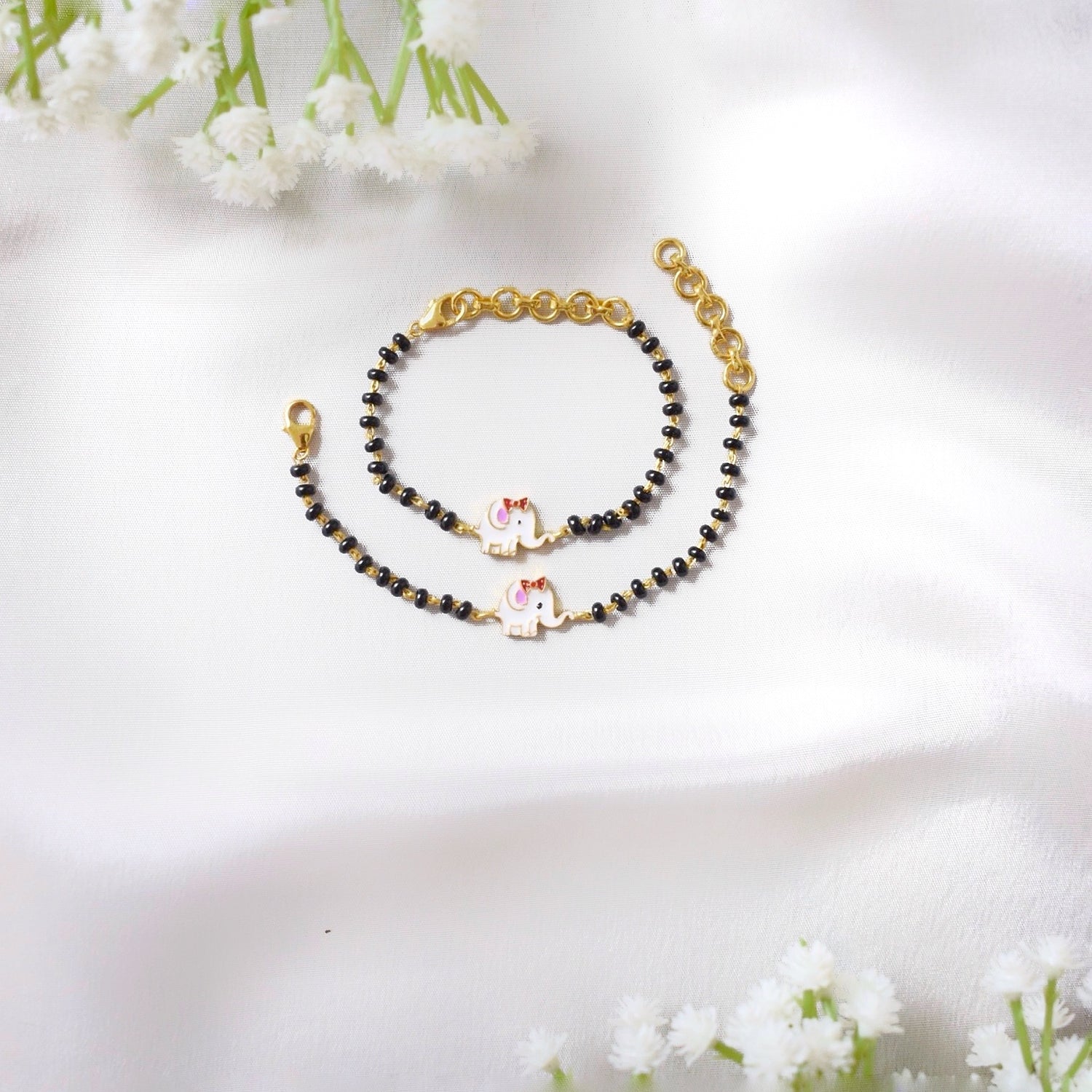 LuckyTusks Nazariya – Silver Elephant with Black Beads