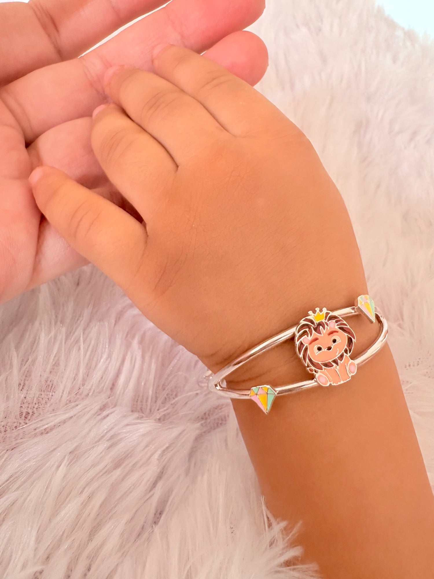 Little King Lion Bangles – 925 Silver with Hanging Charms