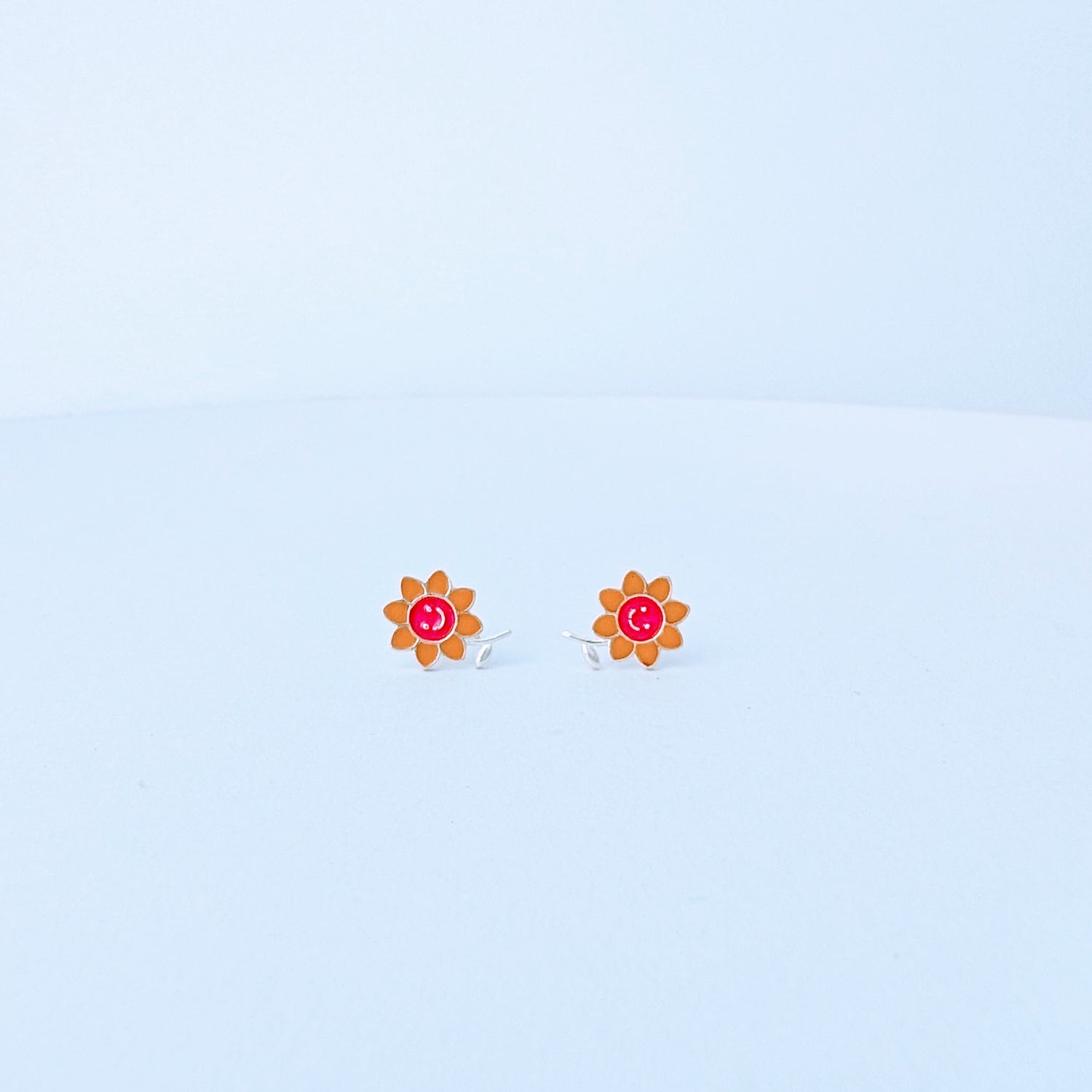 Smiling Flower Silver Earings -  Pure 925 Silver