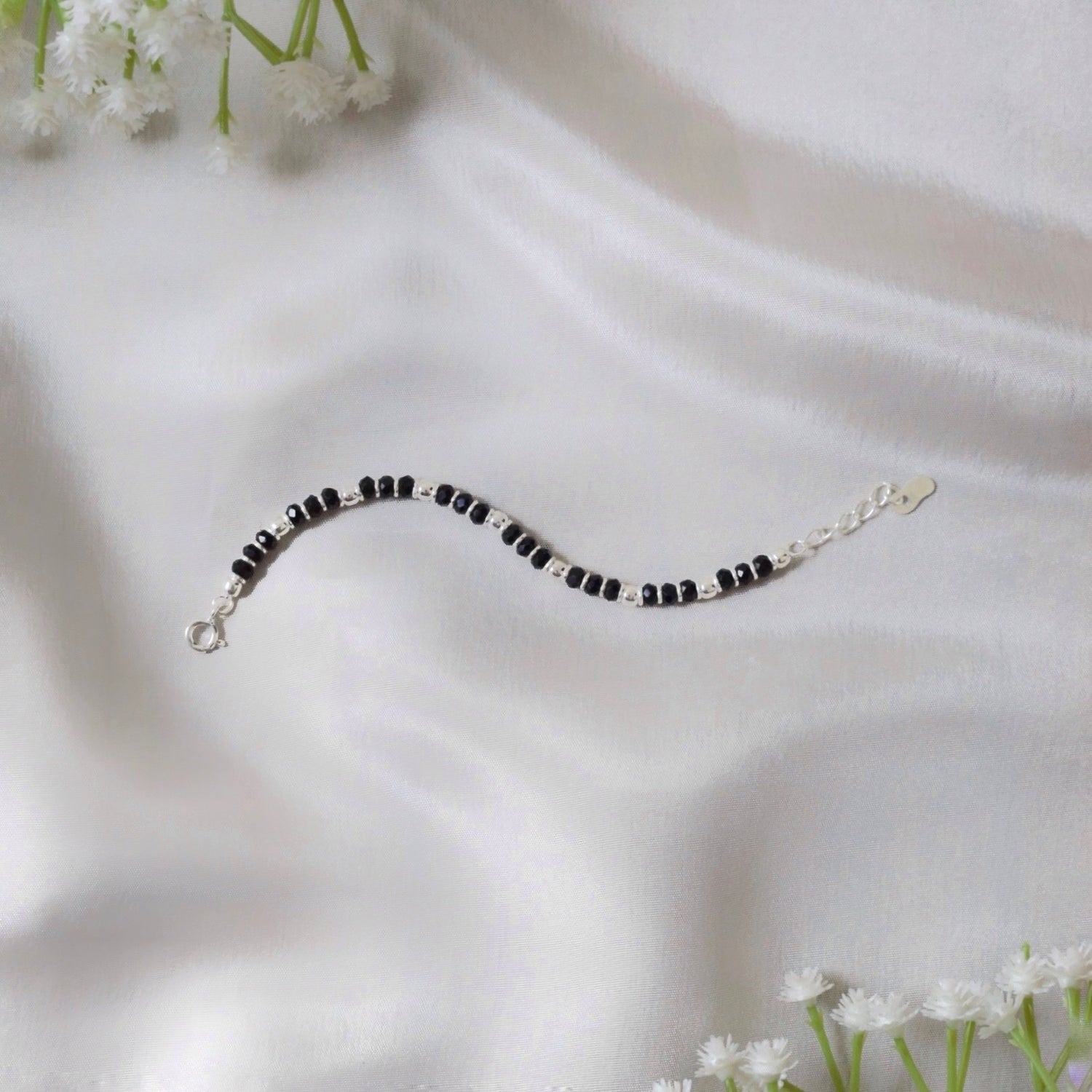 SilverBead Nazariya – 925 Silver Balls & Black Beads Protection Band